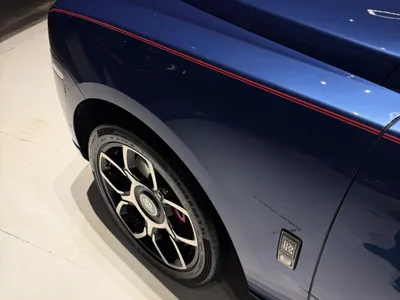 2022 رولز رويس كولينان بلاك بادج