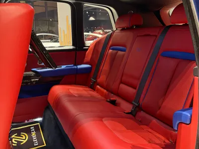 2022 رولز رويس كولينان بلاك بادج