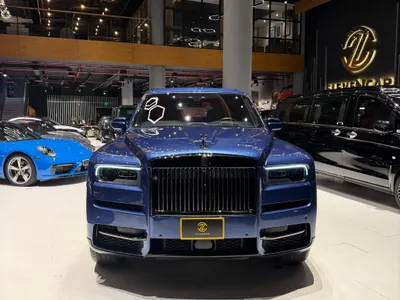 2022 رولز رويس كولينان بلاك بادج