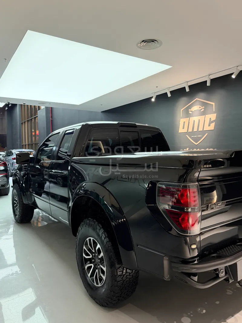 2014 فورد اف 150 رابتور ار