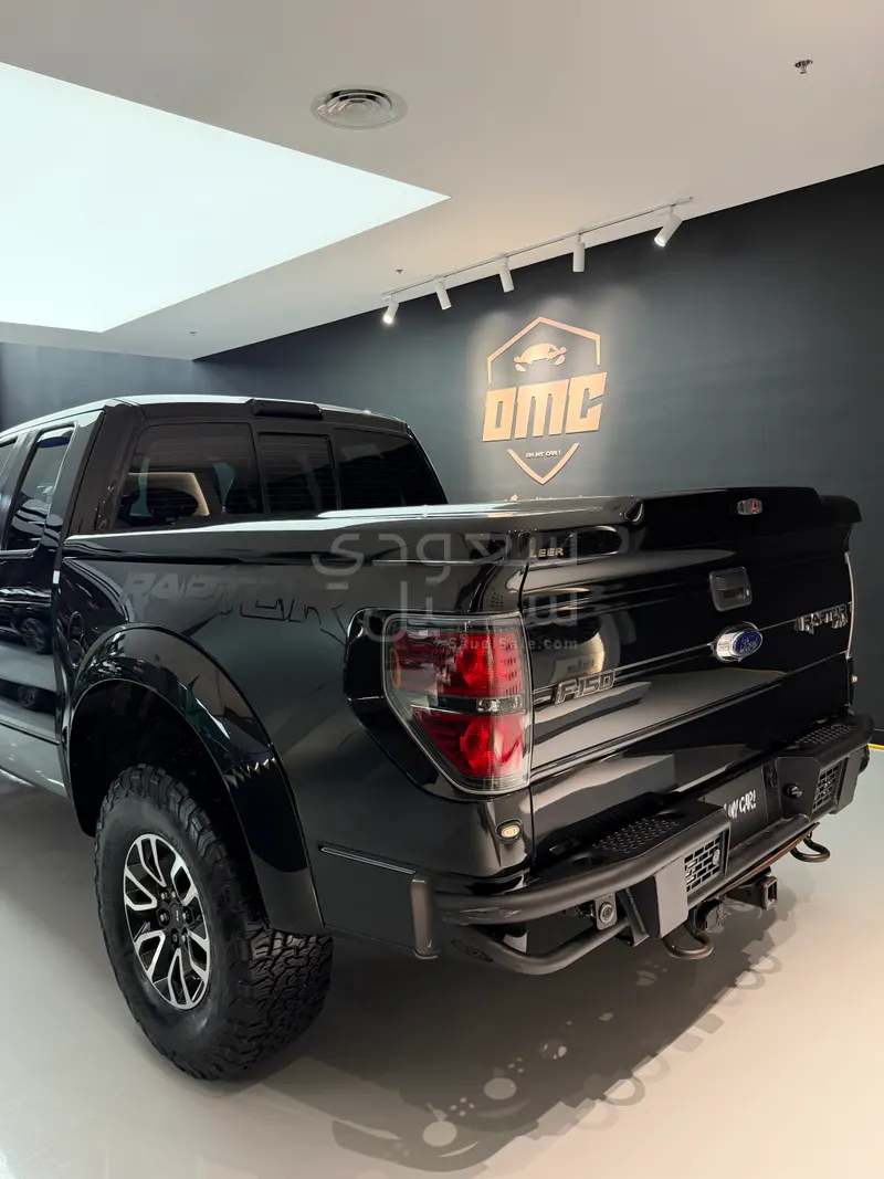 2014 فورد اف 150 رابتور ار