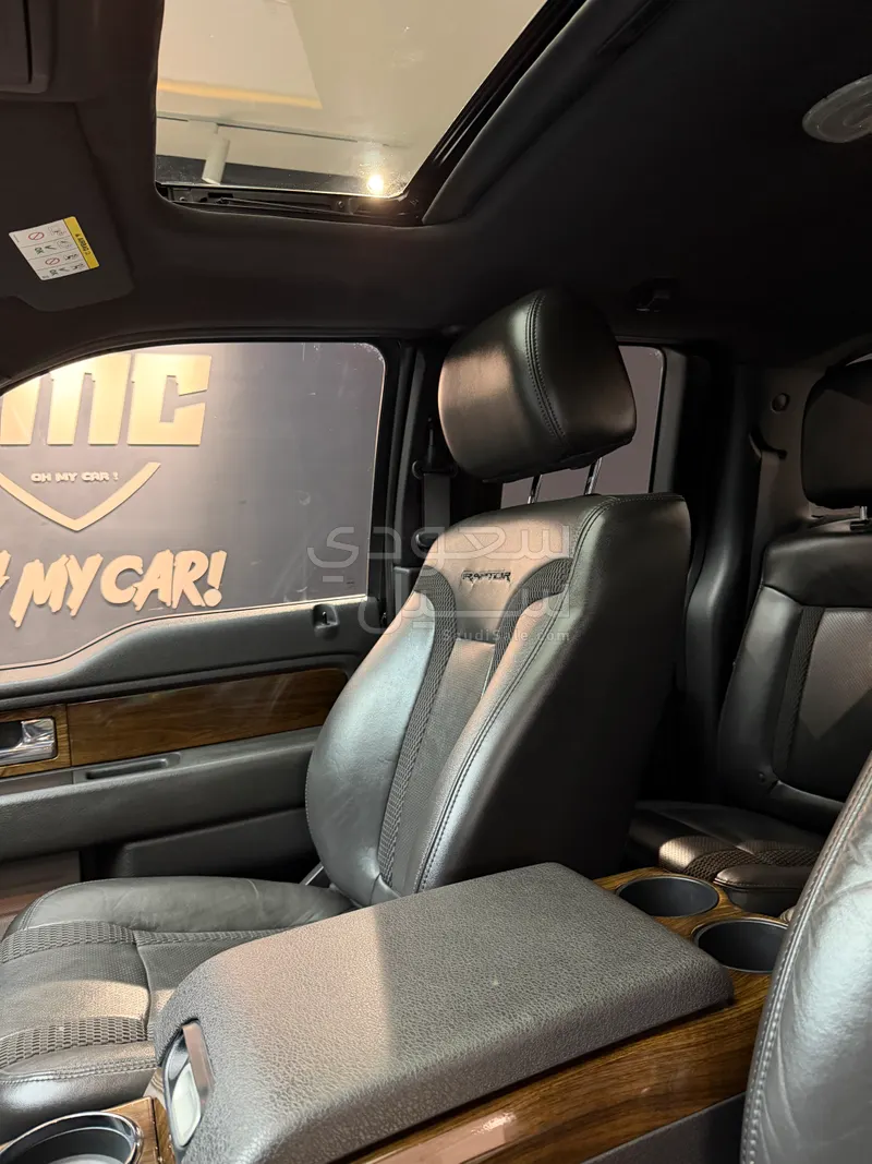 2014 فورد اف 150 رابتور ار