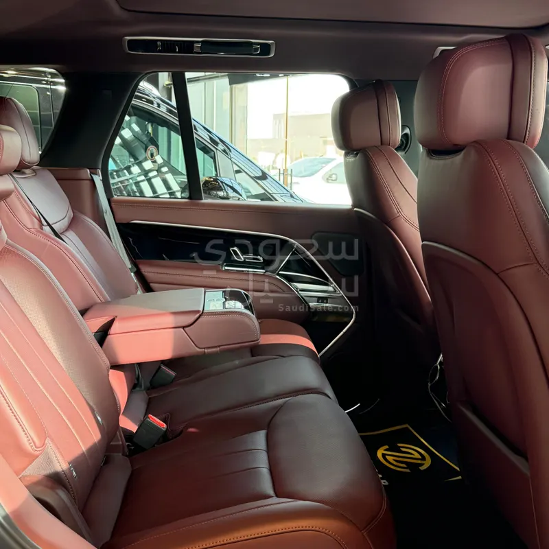 2025 لاند روفر رينج روفر اتش اس اي