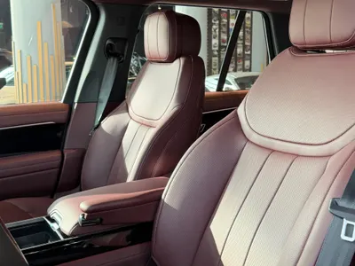 2025 لاند روفر رينج روفر اتش اس اي