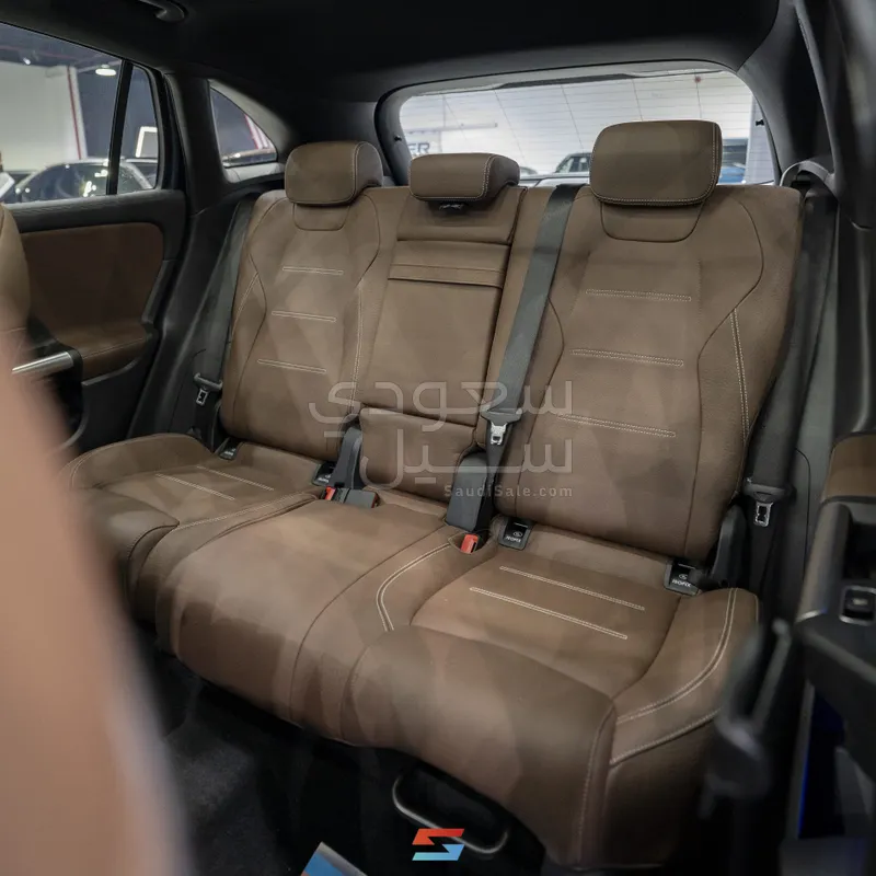 2023 مرسيدس - بنز جي إل أي 200