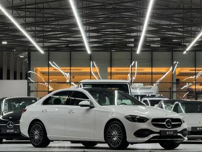 2025 مرسيدس - بنز سي 200