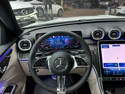 2025 مرسيدس - بنز سي 200