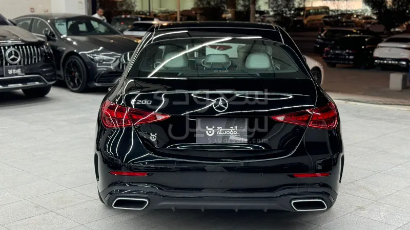 2025 مرسيدس - بنز سي 200