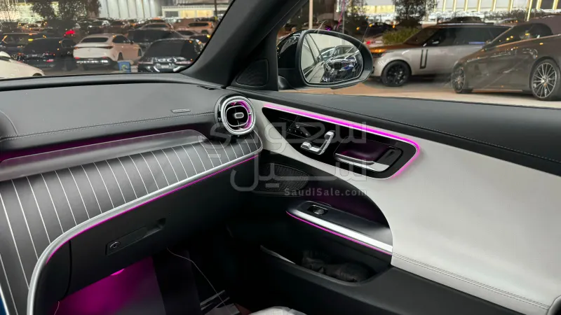 2025 مرسيدس - بنز سي 200