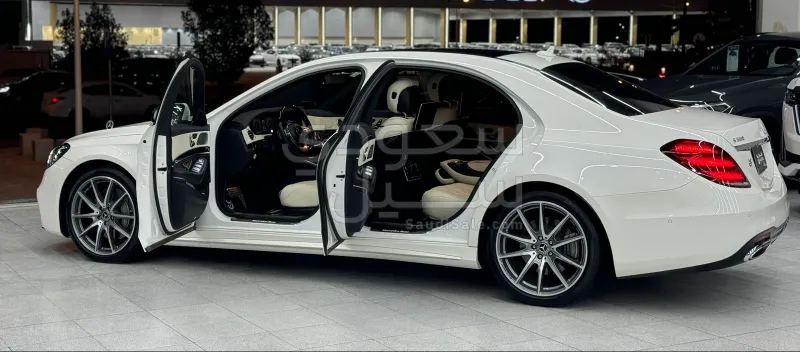 2018 مرسيدس - بنز إس 560