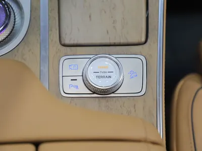 2023 جينيسيس جي في 80