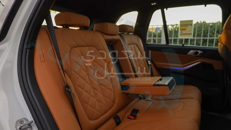 2025 بي ام دبليو الفئة اكس 5 إم كت