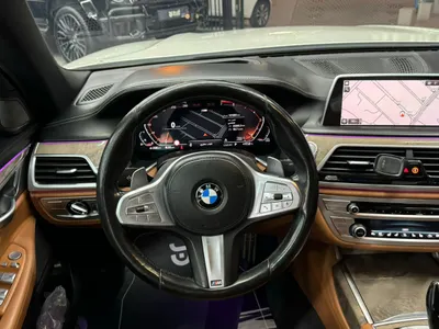 2021 بي ام دبليو الفئة السابعة 730 إل أي