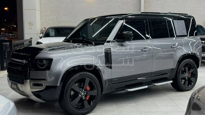 2023 لاند روفر ديفيندر 110