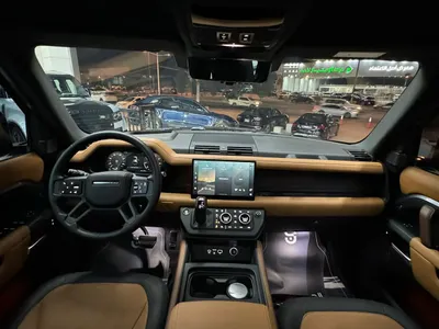 2023 لاند روفر ديفيندر 110