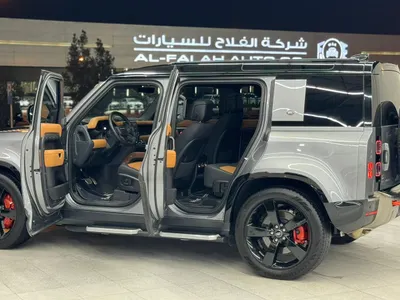 2023 لاند روفر ديفيندر 110