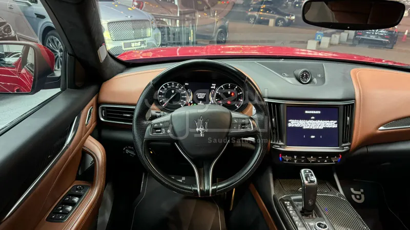 2021 مازيراتي ليفانتي