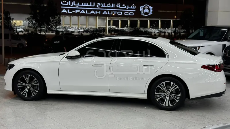 2024 مرسيدس - بنز إي 200