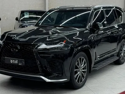 2022 لكزس إل إكس 600