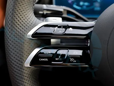 2026 مرسيدس - بنز سي 200 أي إم جي