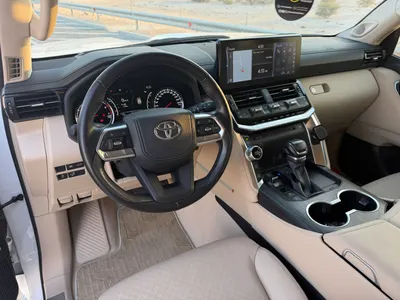 2024 تويوتا لاند كروزر في اكس ار