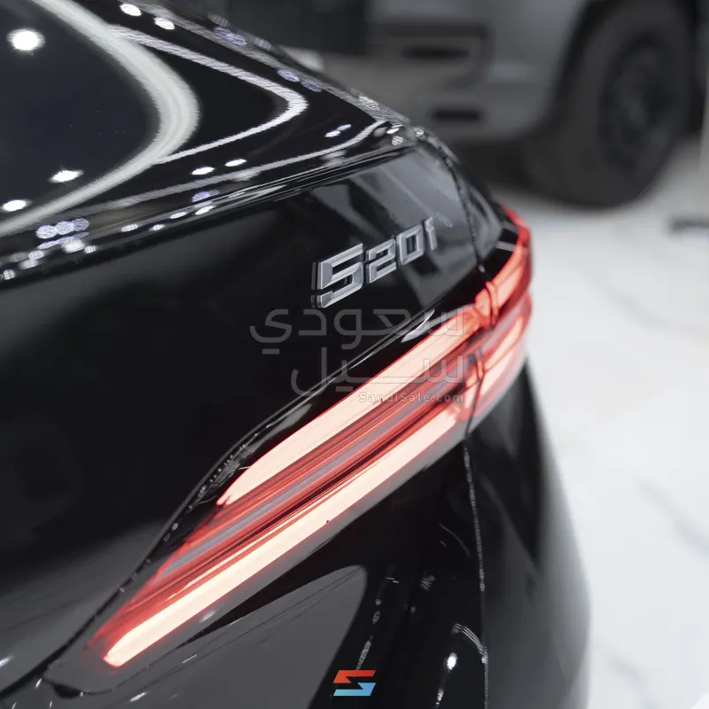 2026 بي ام دبليو الفئة الخامسة 520 أي