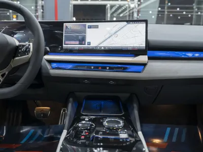 2026 بي ام دبليو الفئة الخامسة 520 أي