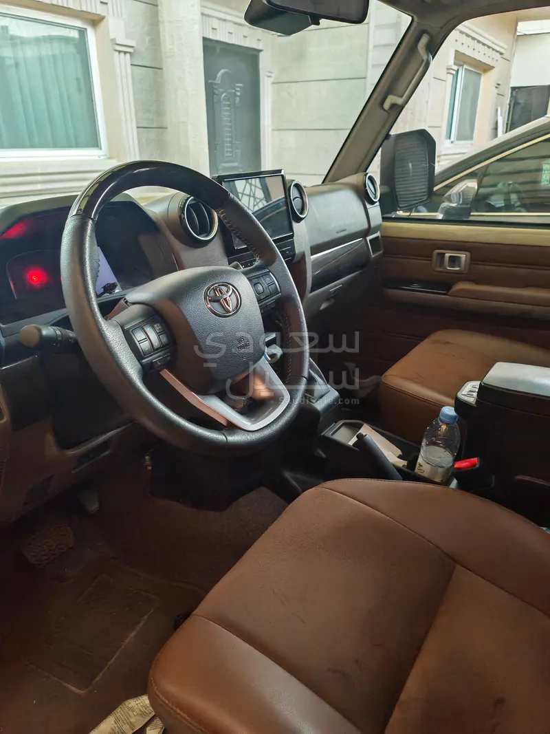 2024 تويوتا لاند كروزر ربع ال اكس