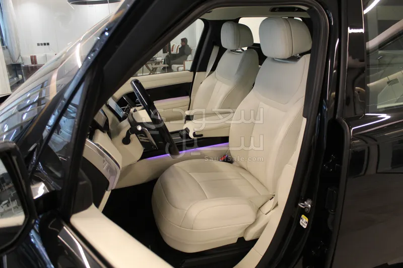 2023 لاند روفر رينج روفر اوتوبيوغرافي