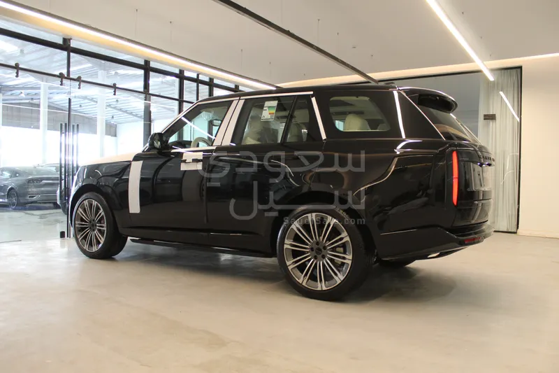 2026 لاند روفر رينج روفر اتش اس اي