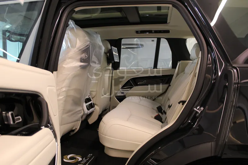 2026 لاند روفر رينج روفر اتش اس اي