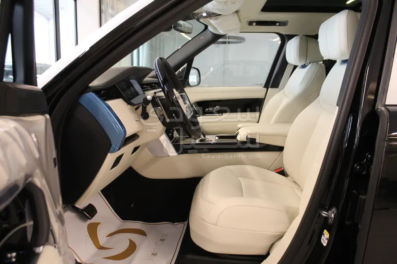 2026 لاند روفر رينج روفر اوتوبيوغرافي