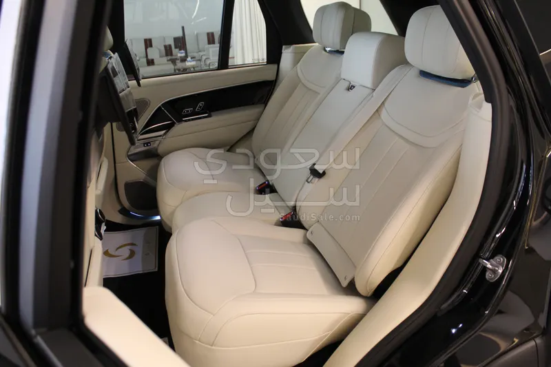 2026 لاند روفر رينج روفر اوتوبيوغرافي