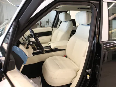 2026 لاند روفر رينج روفر اوتوبيوغرافي