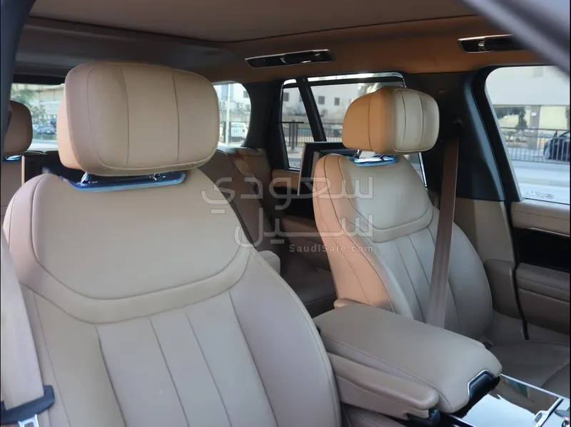 2025 لاند روفر رينج روفر اوتوبيوغرافي