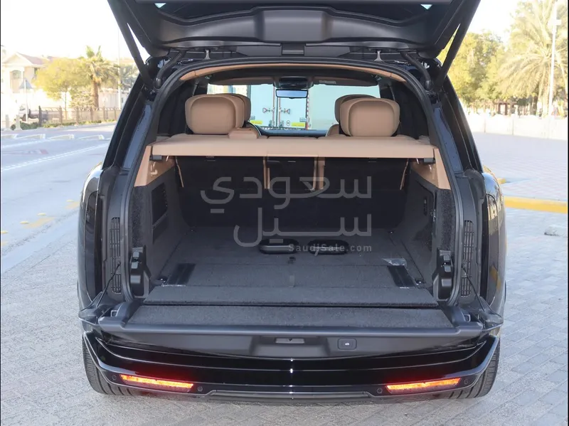 2025 لاند روفر رينج روفر اوتوبيوغرافي