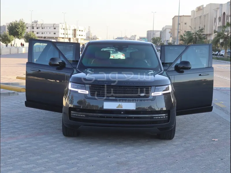 2025 لاند روفر رينج روفر اوتوبيوغرافي