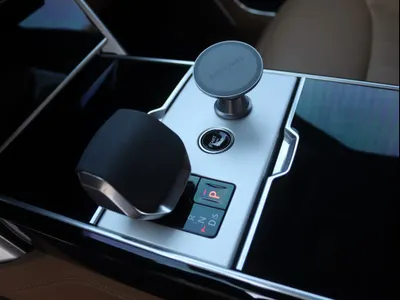 2025 لاند روفر رينج روفر اوتوبيوغرافي