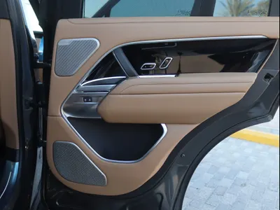 2025 لاند روفر رينج روفر اوتوبيوغرافي