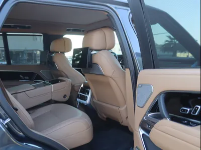 2025 لاند روفر رينج روفر اوتوبيوغرافي