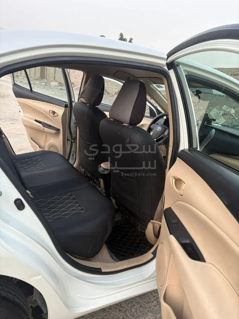 2018 تويوتا ياريس