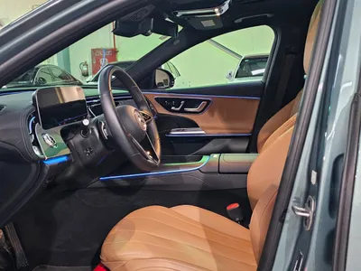 2025 مرسيدس - بنز إي 200