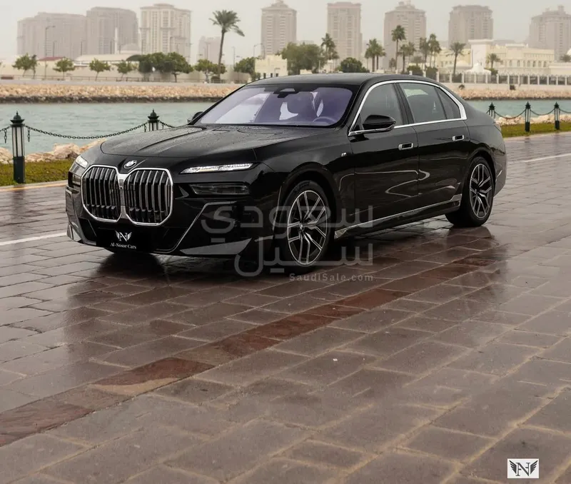 2023 بي ام دبليو الفئة السابعة 740 إل أي