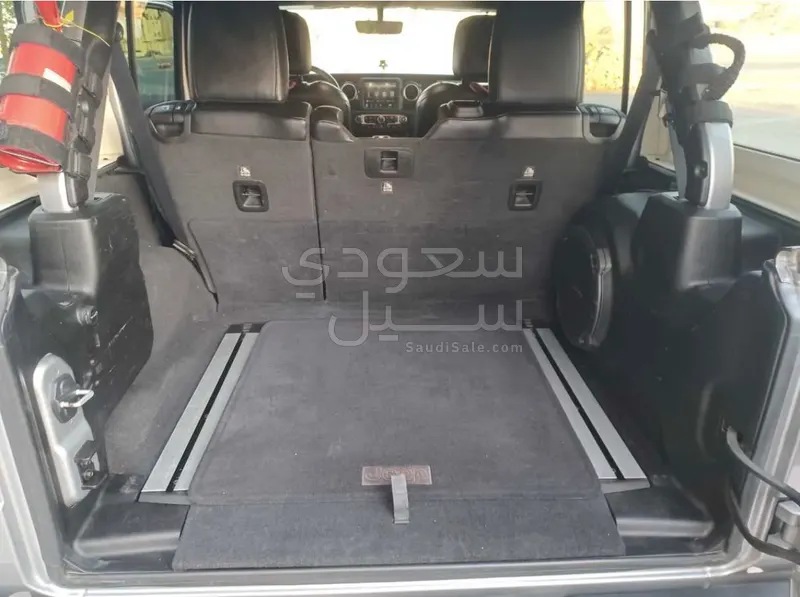 2019 جييب رانجلر نايت ايجل