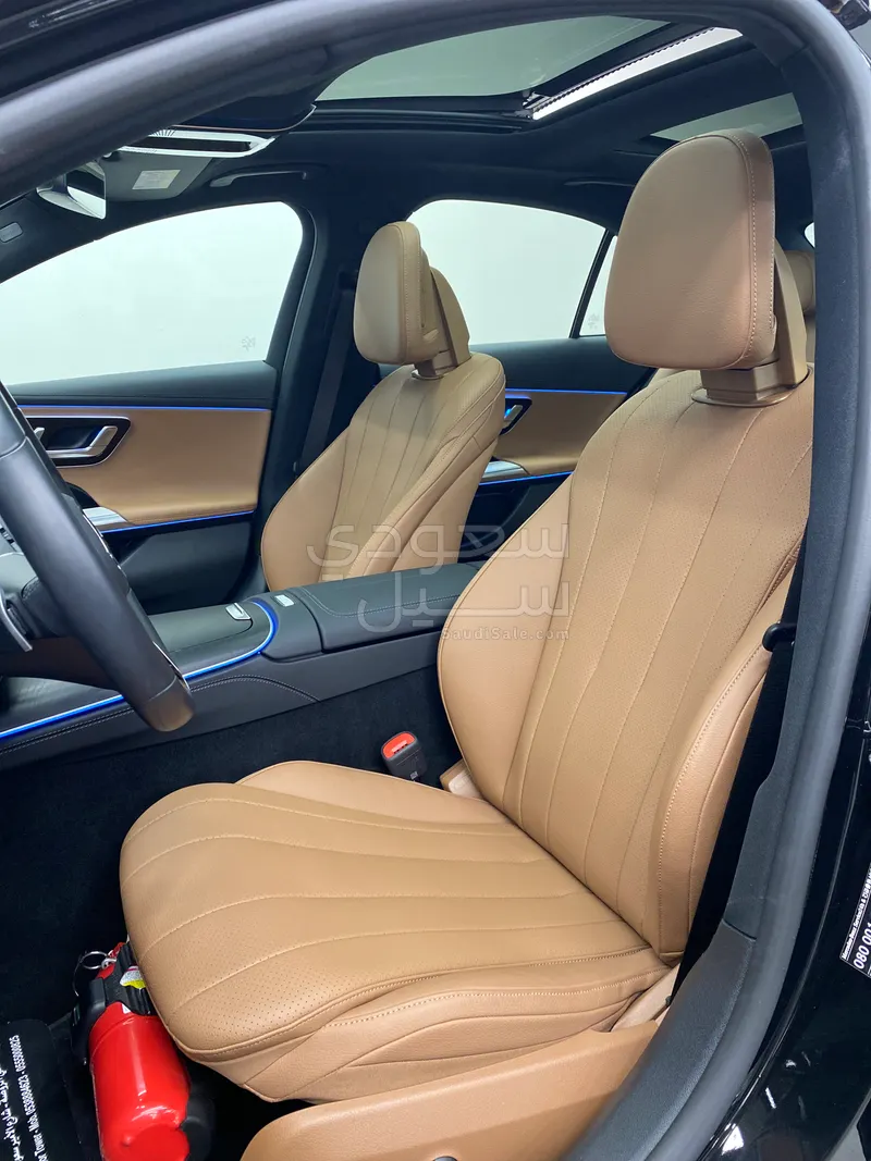 2025 مرسيدس - بنز إي 200