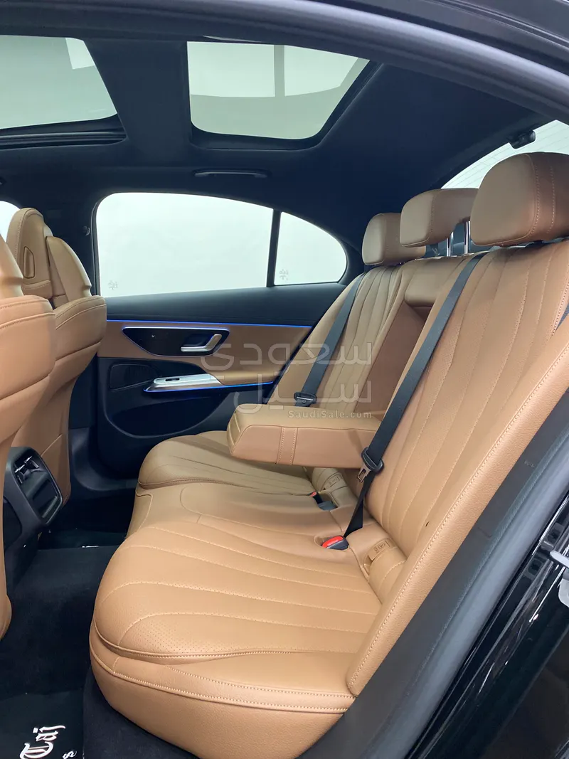 2025 مرسيدس - بنز إي 200