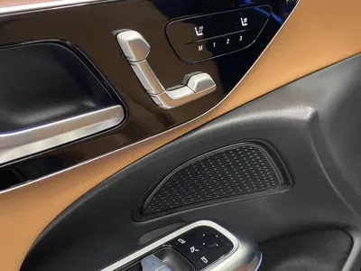 2025 مرسيدس - بنز إي 200