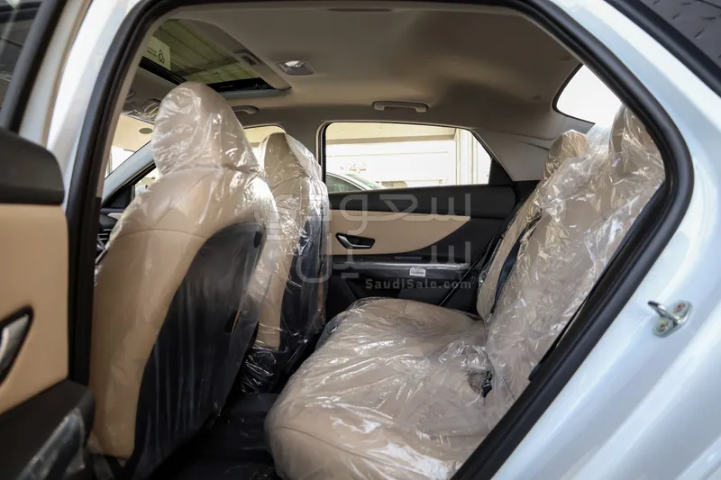 2025 هيونداي النترا