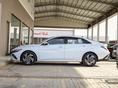 2025 هيونداي النترا