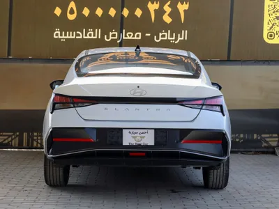 2025 هيونداي النترا